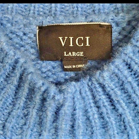 Vici Joan Cable Knit Sweater - Picture 9 of 16